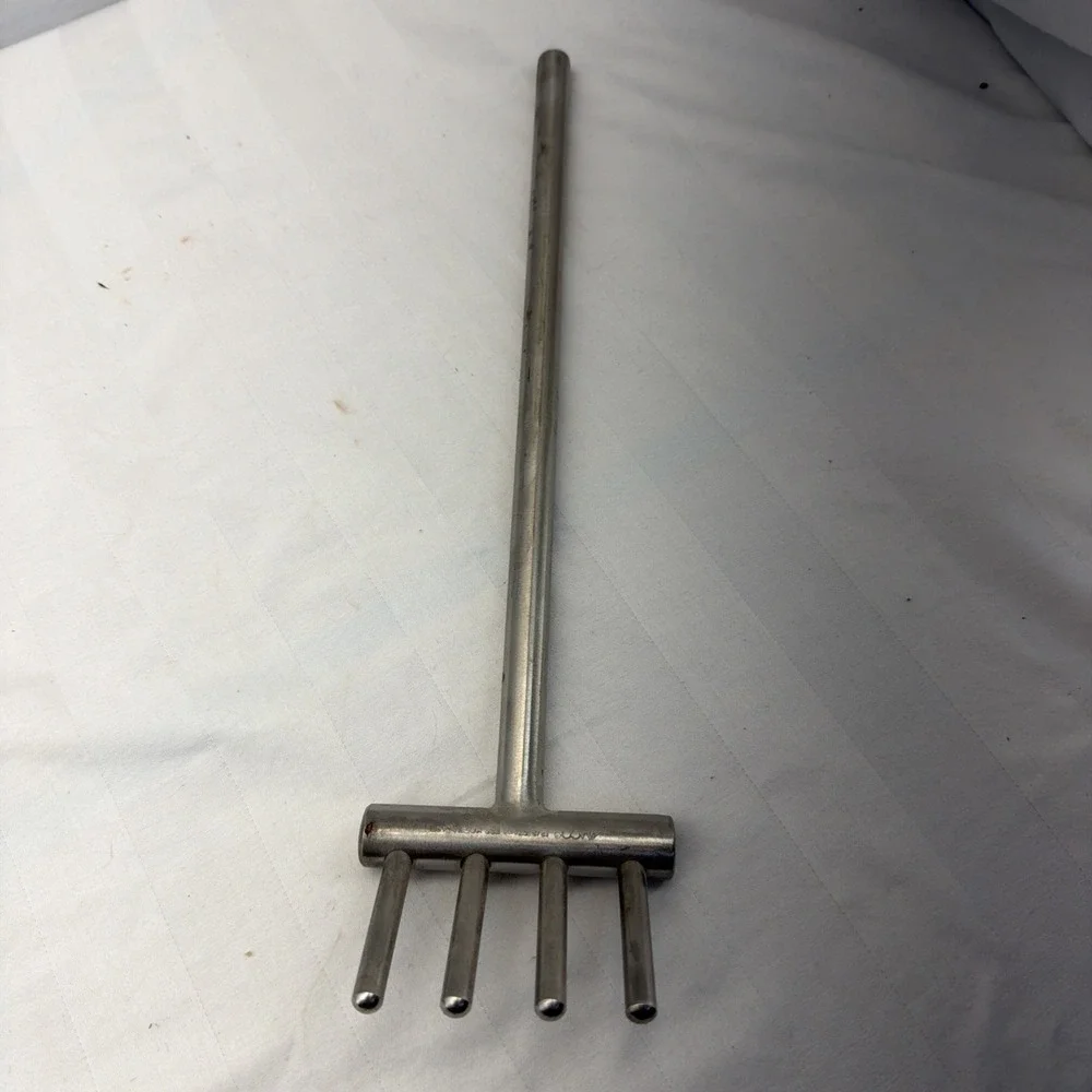 Serving fork by AMCO 18/8 Stainless Korea 487 - Approx 13